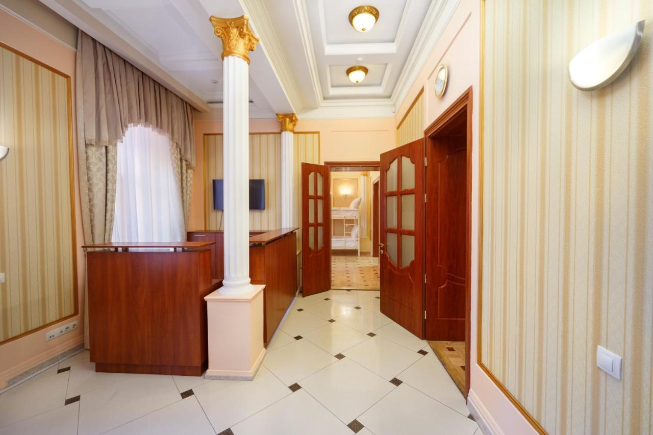 Hostel Suputnyk Lviv Dış mekan fotoğraf
